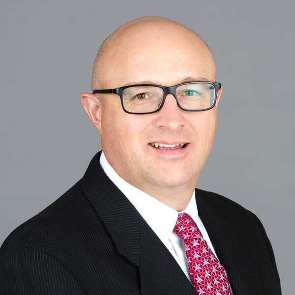 craig mueller headshot